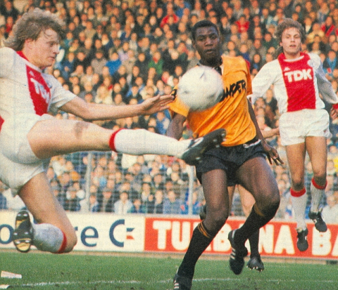 Sneekes in acrobatic action for Ajax Amsterdam